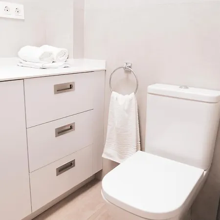 At San Isidro Centro Гранада